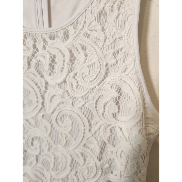 Adrianna Papell Women's Sm White Lace Overlay‎ Sleeveless Blouse Office Shell - Picture 6 of 7
